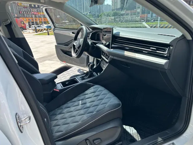 Volkswagen Sagitar — Фото автомобиля 13