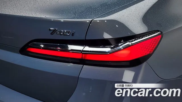 BMW 7 Series G70 — Фото автомобиля 23