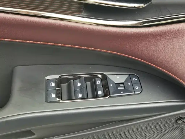 Ford Mondeo — Фото автомобиля 9