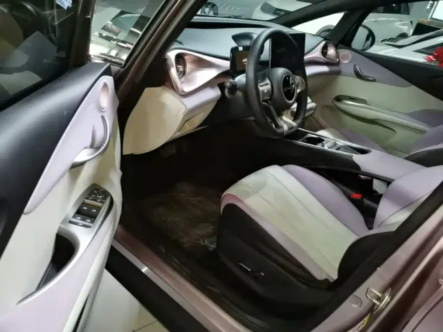BYD Dolphin — Фото автомобиля 14