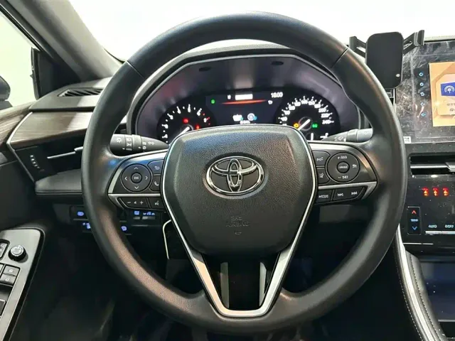 Toyota Avalon — Фото автомобиля 11