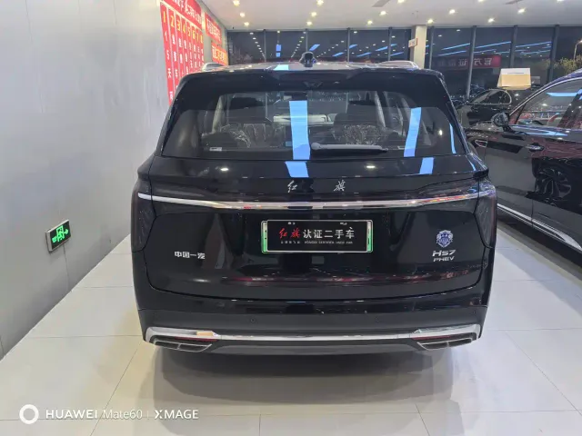 Hongqi HS7 PHEV — Фото автомобиля 5