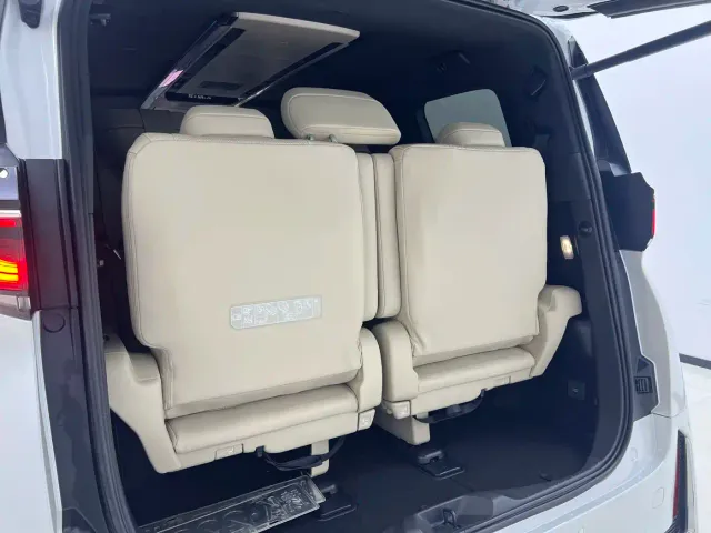 Toyota Vellfire — Фото автомобиля 20