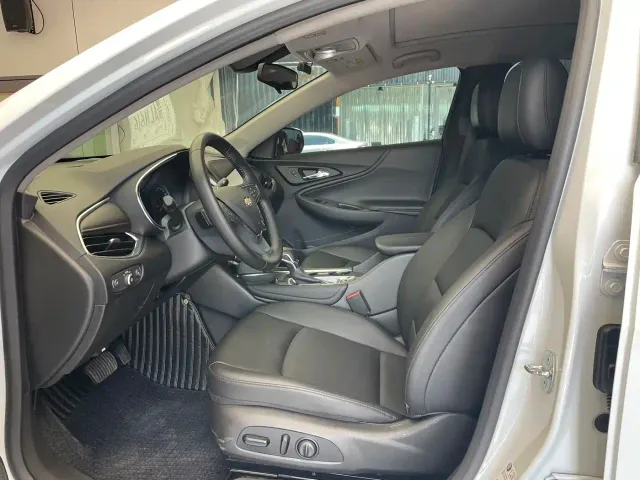 Chevrolet Malibu XL — Фото автомобиля 7