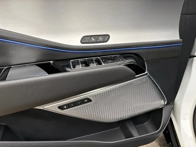 Cadillac GT4 — Фото автомобиля 23