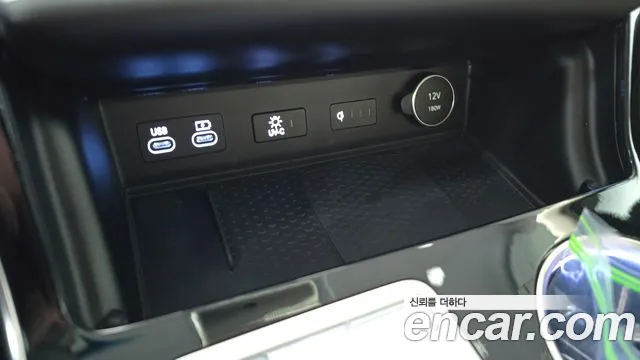 Genesis GV80 — Фото автомобиля 28