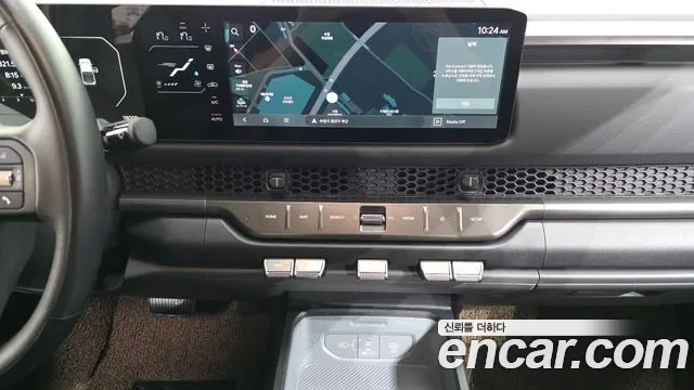 Kia Tasman Tasman 2.5T Бензин 4WD — Фото автомобиля 13