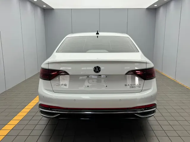 Volkswagen Sagitar — Фото автомобиля 5