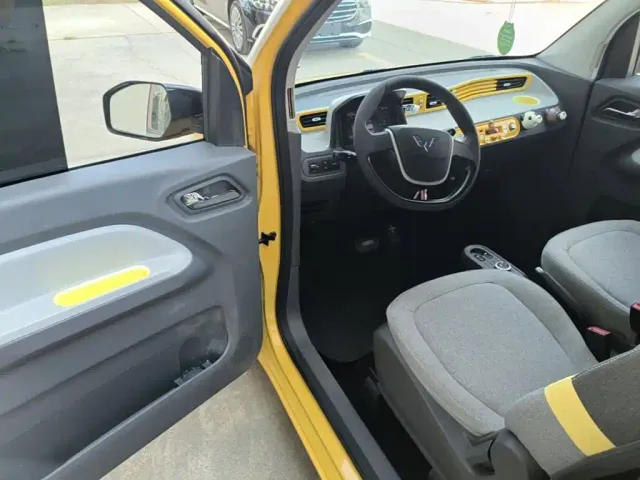 Wuling Hongguang Mini EV — Фото автомобиля 15