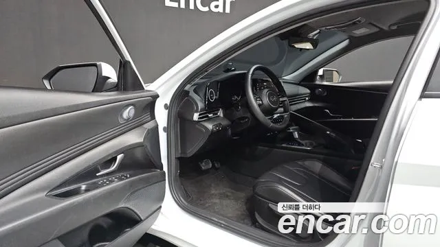 Hyundai Avante CN7 — Фото автомобиля 15