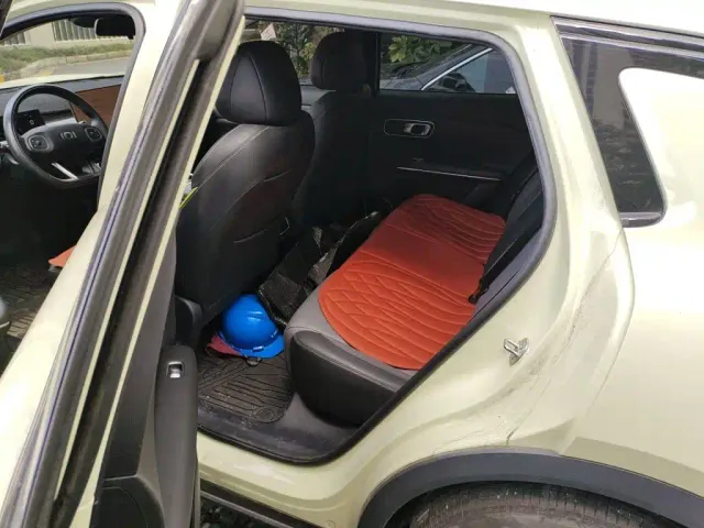 Changan Qiyuan Q05 — Фото автомобиля 18