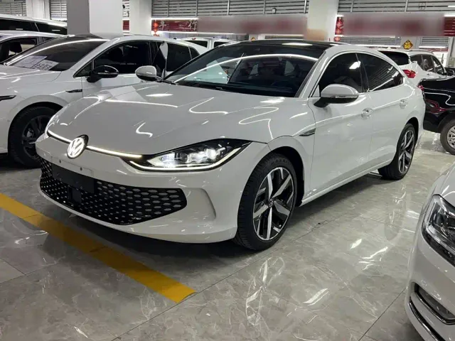 Volkswagen Lamando — Фото автомобиля 17