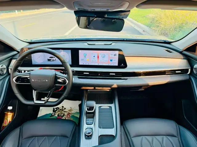 Chery Arrizo 8 — Фото автомобиля 5