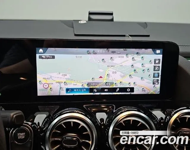 Mercedes-Benz EQA — Фото автомобиля 14