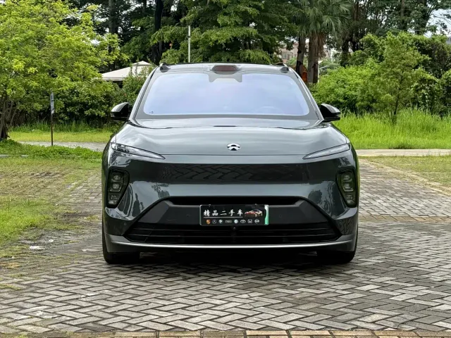 Nio ES8 — Фото автомобиля 2