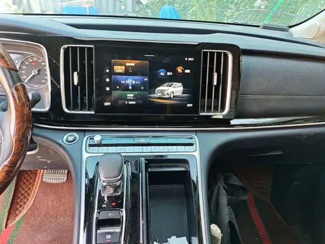 GAC Trumpchi M8 — Фото автомобиля 12