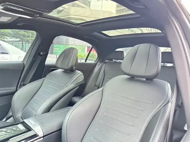 Mercedes-Benz C-Class — Фото автомобиля 12