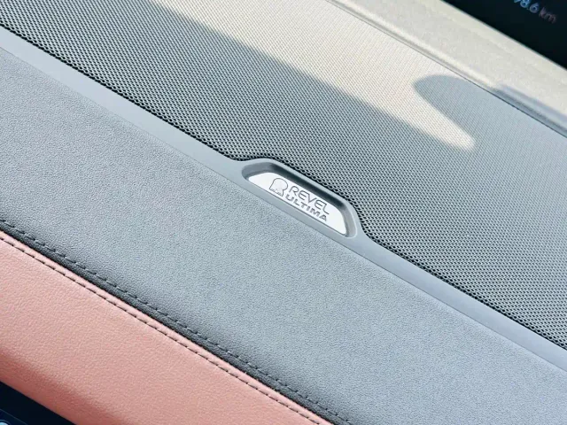Lincoln Navigator — Фото автомобиля 26