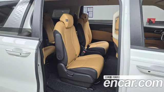 Kia Carnival 4th Gen — Фото автомобиля 17