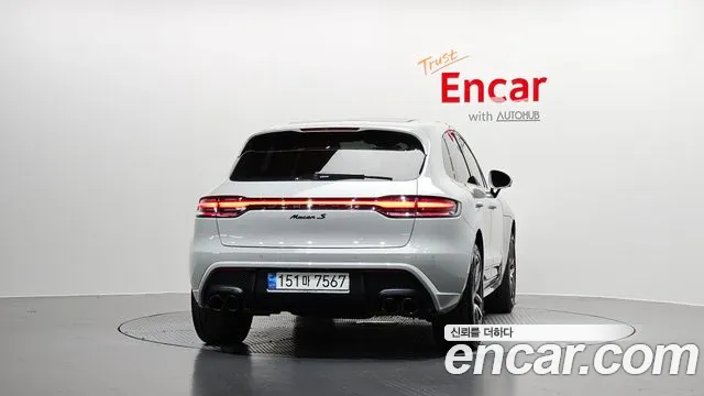 Porsche Macan — Фото автомобиля 3