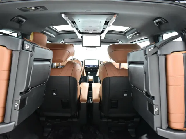 Toyota Alphard — Фото автомобиля 25