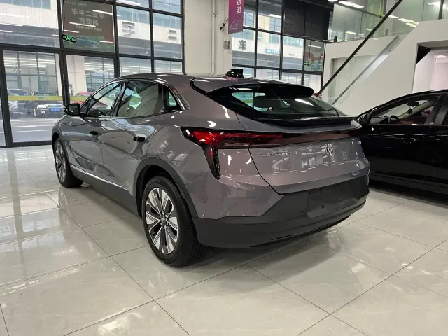 Buick E4 — Фото автомобиля 17