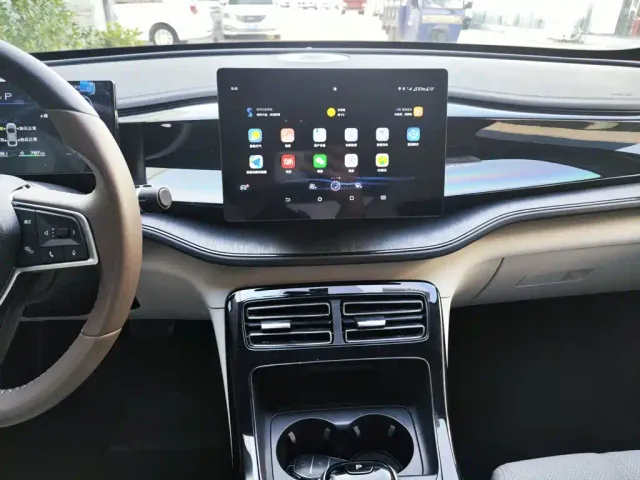 BYD Qin PLUS — Фото автомобиля 12
