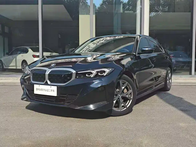 BMW i3 — Фото автомобиля 2