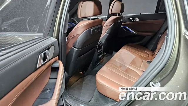 BMW X6 xDrive40i M Sport — Фото автомобиля 12