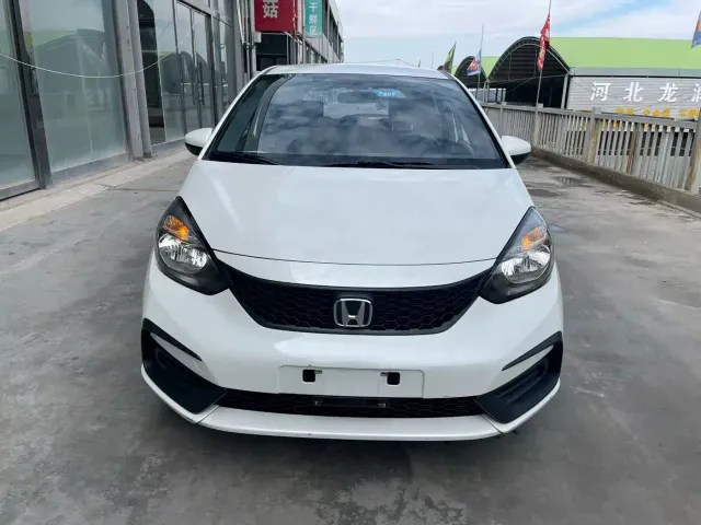 Honda Fit — Фото автомобиля 2