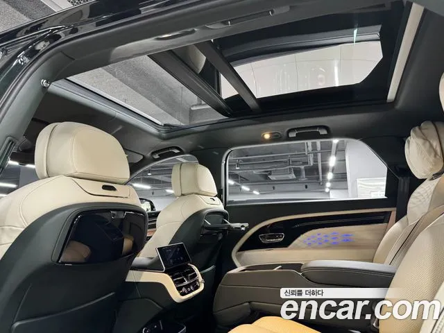 Bentley Bentayga Bentayga 4.0 V8 EWB First Edition — Фото автомобиля 14