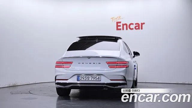 Genesis G80 RG3 — Фото автомобиля 3