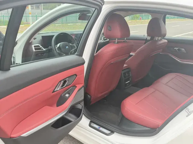 BMW 3 Series — Фото автомобиля 8