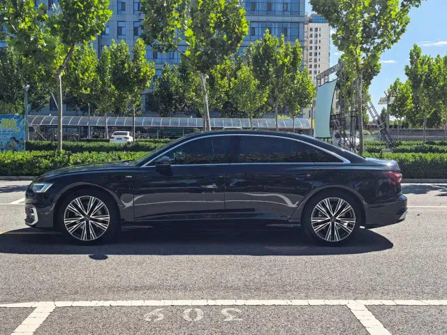 Audi A6L — Фото автомобиля 7