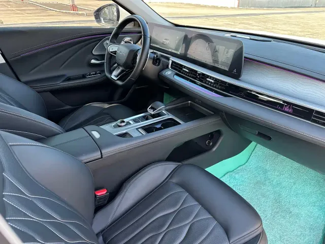 Chery Arrizo 8 — Фото автомобиля 8