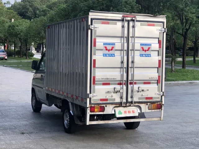 Wuling Electric Truck — Фото автомобиля 8