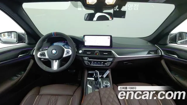 BMW 5 Series G30 — Фото автомобиля 19