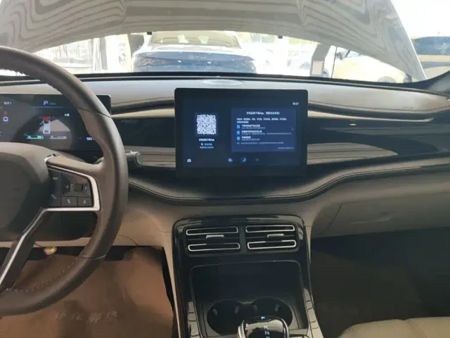 BYD Qin PLUS — Фото автомобиля 12