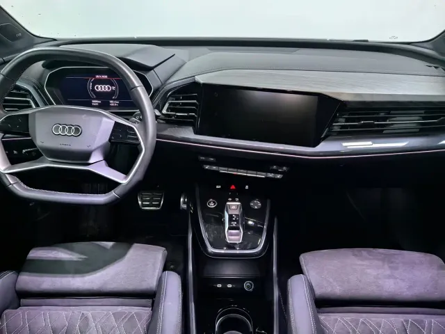 Audi Q4 e-tron — Фото автомобиля 11
