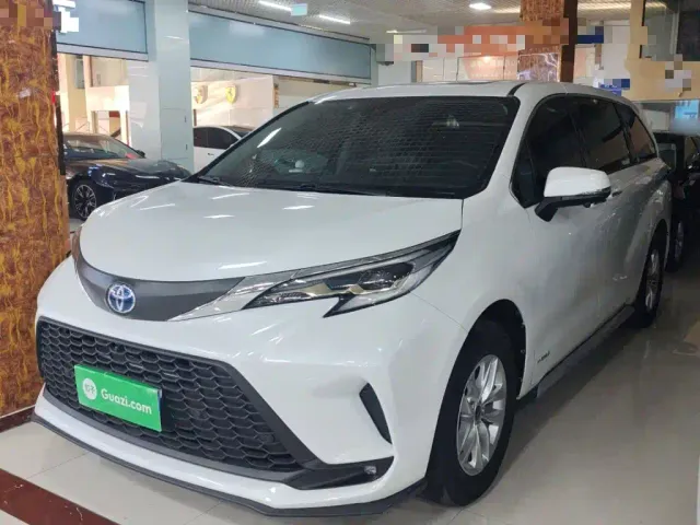 Фотография автомобиля — Toyota Granvia