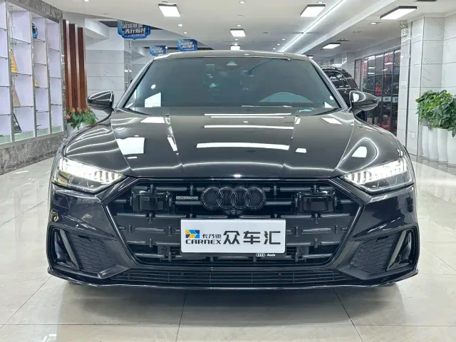 Audi A7L — Фото автомобиля 2