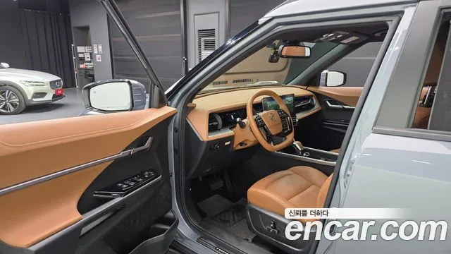KGM Torres — Фото автомобиля 10