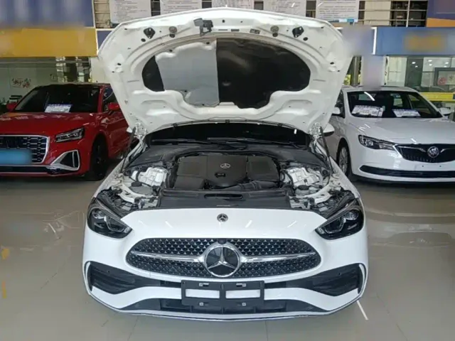 Mercedes-Benz C-Class — Фото автомобиля 19