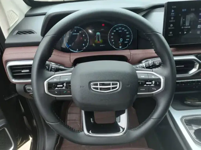 Geely Haoyue — Фото автомобиля 10