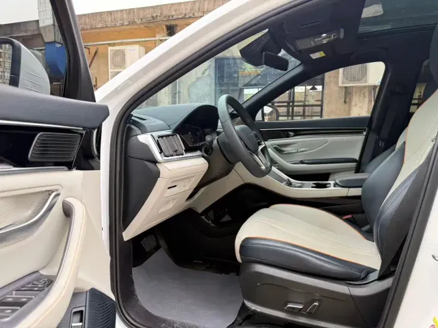 BYD Song PLUS — Фото автомобиля 4