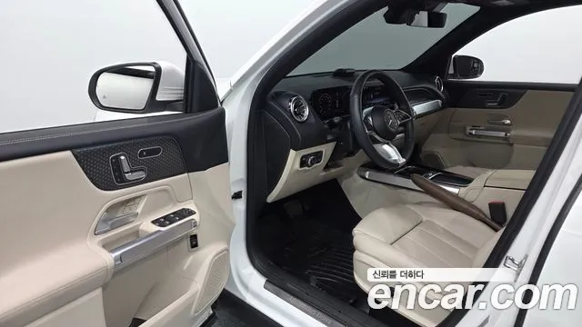 Mercedes-Benz GLB-Class X247 — Фото автомобиля 11