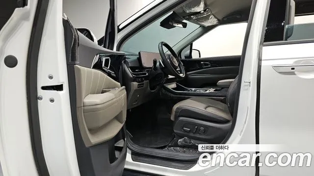 Kia Canival Новый Carnival 4 поколение Дизель 9 мест Signature — Фото автомобиля 10