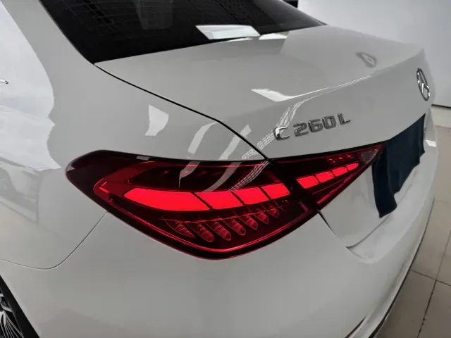 Mercedes-Benz C-Class — Фото автомобиля 9