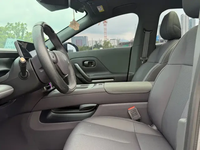 Leapmotor Lafa 5 — Фото автомобиля 5