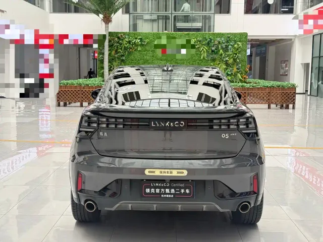 Lynk & Co 05 — Фото автомобиля 17